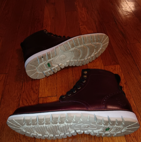BURGUNDY MENS TIMBERLAND BOOT, SIZE 9 - Picture 4 of 9